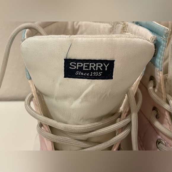 SPERRY TOP-SIDER® Saltwater Water Resistant‎ Boots Size 4 M - Picture 10 of 12